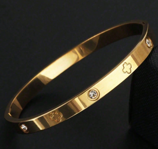 The Lena Bangle